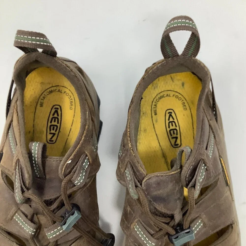 KEEN men's water hiking sandals size 9 tan